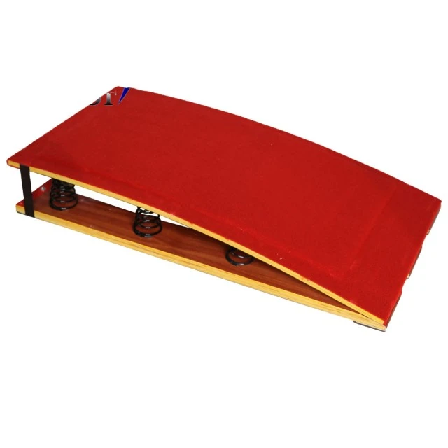 Rəqabətli Gimnastika Tramplin
